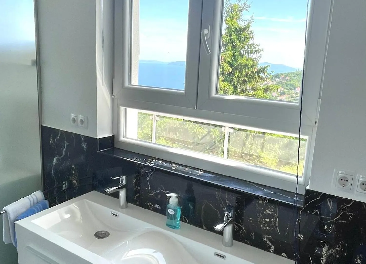 Luxury Villa Eternity - Marvelous Sea View - Box Spring Beds - Opatija-Poljane Croatia